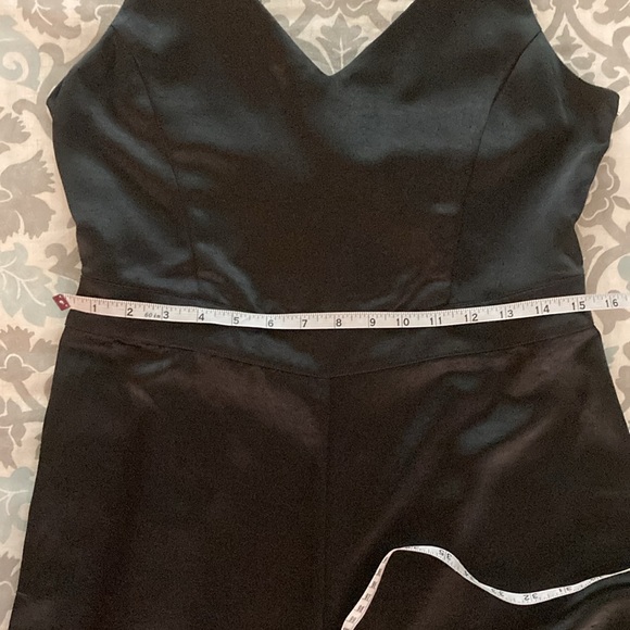 Lumiere Silky Wide Leg Romper, Large - Picture 9 of 10